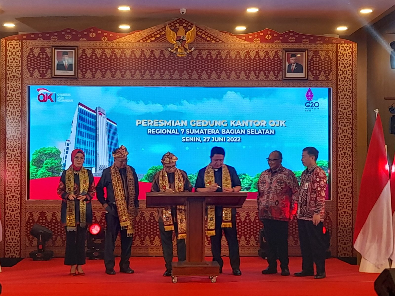 Bernuansa Songket, Gedung Baru OJK KR7 Sumbagsel Diresmikan