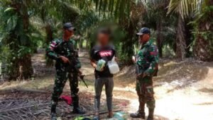 Satgas Pamtas Yonif 645/Gty Berhasil Gagalkan Penyelundupan Sabu di Perbatasan RI Malaysia