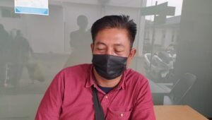 Warga Keluhkan Bocornya Saluran Pembuangan Air RSU Amira Purwakarta