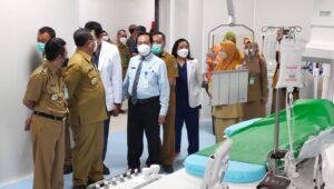 Disela-sela Kunker Bupati Wonosobo, Bupati Tulungagung Resmikan Gedung Pusat Jantung Terpadu RSUD dr.Iskak