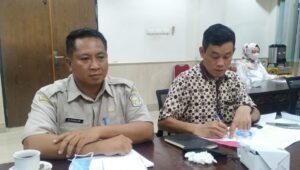 Rugikan PAD Kapuas Hulu, Kendaraan Plat Luar Daerah Dituntut Segera Mutasi