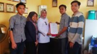 Lurah Muara Dua Serahkan SK Karang Taruna Sapad Jaya Masa Bhakti 2022 – 2025