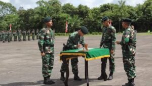 Komandan Brigade 19/Khatulistiwa Pimpim Sertijab Danyon Infanteri Raider Khusus 644/Wls