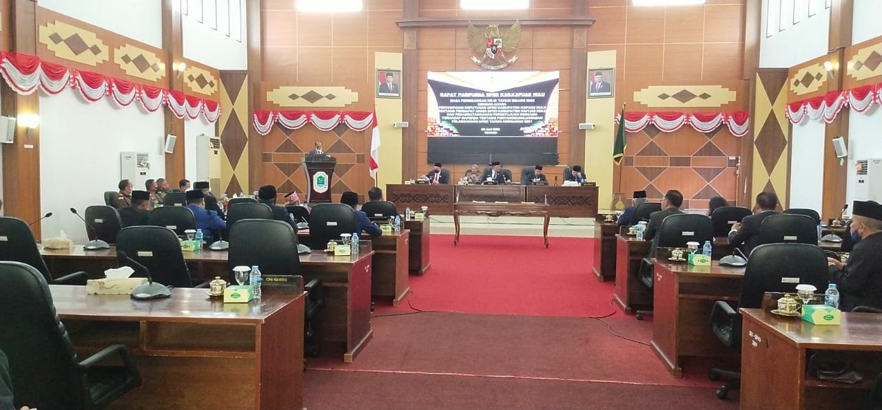 Raperda Pertanggungjawaban Pelaksana APBD Tahun Anggaran 2021 Kapuas Hulu Disetujui 