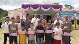Ini Kata Wabup Kapuas Hulu saat Meninjau Sunatan Massal di Embaloh Hulu
