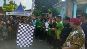Ratusan Masyarakat Majan Ikuti Jalan Sehat Haul Kyai Ageng Raden Khasan Mimbar