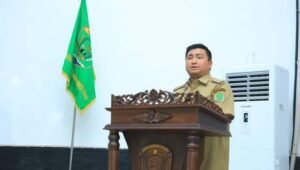 Bupati Labura Hadiri Pengambilan Sumpah PAW DPRD Ahmad Bahori