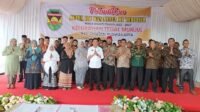 Camat Purwakarta Lantik Puluhan RT dan RW di Wilayah Kelurahan Tegalmunjul