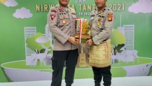 Dodi Permana Anggota Polres Lahat Menerima Penghargaan Kalpataru Tahun 2022