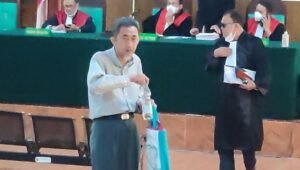 Mantan Kadinkes Prabumulih Divonis 1 Tahun 10 Bulan Penjara