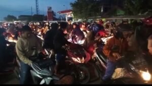 Akibat Bangunan Pipa, Jalan Kapten Abdullah Plaju Alami Kemacetan Panjang