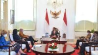 Delegasi Bank Dunia Bertemu Presiden Jokowi di Istana Merdeka Jakarta