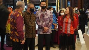 Bupati Fransiskus Diaan Hadiri Malam Ramah Tamah Tim Penggerak PKK Kalbar   