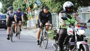 Melalui Gowes, Kapolres Labuhanbatu Ajak Masyarakat Jaga Kamtibmas
