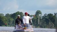 Wabup Kapuas Hulu Buka Turnamen Sampan Bidar di Desa Piasak
