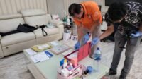 Tim Gabungan Dit Reskrimsus Geledah Rumah Bos Judi Apin BK