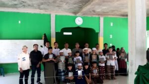 Satresnarkoba Polres Labuhanbatu Gandeng YJPS Salurkan Al-Quran