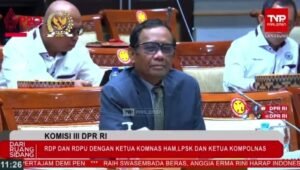 Komisi III Usul Kompolnas Dibubarkan, Mahfud MD: Silakan Pak!