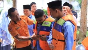 Pemkab Labuhanbatu Berikan Pendidikan Kebencanaan Sejak Dini mepada Siswa SMP IT Al Fikri