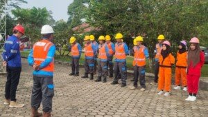 Disiplin untuk Keselamatan, PLN UP3 Lahat Wajibkan Safety Briefing Sebelum Bekerja