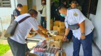 Rumah Sales Rokok Ilegal Kena Grebek!