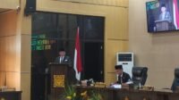 Rapat Paripurna Dewan, Bupati OKU Timur Bacakan Perubahan Nota Keuangan