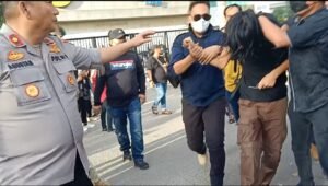 Ricuh, 12 Pendemo Diamankan Polisi