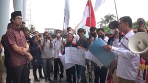 Mahasiswa di OKU Tolak Keras Kenaikan Harga BBM