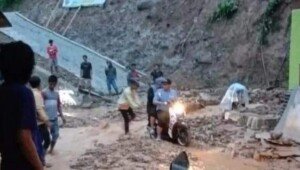 Tindaklanjut Longsor di Tegalwaru, BPBD Kabupaten Karawang Lakukan Assessment