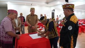Bupati Kapuas Hulu Hadiri Pelantikan Pengurus PDKH Periode 2022-2027