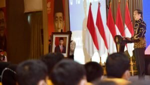 Presiden Jokowi Lepas Pekerja Migran dengan Skema G to G ke Korea Selatan