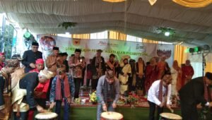 Jelajah Pesona Wisata Nagari Pagaruyung Dihadiri Wamen Ketenagakerjaan RI