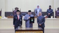 Pembahasan  Raperda APBD Provinsi Sumsel T A 2023