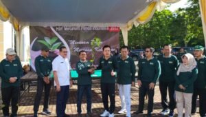 Pemkot dan Forkopimda Tanam Pohon di Islamic Center Prabumulih