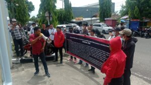 Dugaan Korupsi Perjalanan Dinas DPRD Prabumulih, AMKL Sumsel Aksi di Kejari