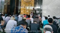 Bertindak Sebagai Khatib Salat Jumat di Masjid Al Fattah, Kajari Tulungagung Sebut Persatuan Ajaran Mulia