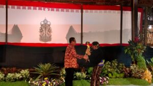 Akhiri Rangkaian Hari Jadi ke-817, Pemkab Tulungagung Gelar Pertunjukan Wayang Kulit Semalam Suntuk