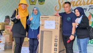 HUT ke 23, Masyarakat Lingga di Karimun Lakukan Ini