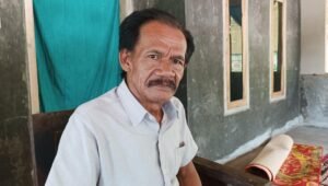 Deddy Sujana Pastikan Penyaluran BLT DD Desa Cikadu Purwakarta Tak Salahi Aturan