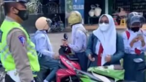 Patroli Satlantas Polres Prabumulih, Beri Edukasi Pelajar Pulang Sekolah