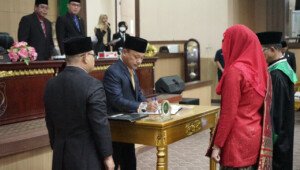 Dwi Hayati Lehhar Resmi Dilantik Sebagai PAW Sisa Masa Jabatan 2019-2024