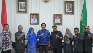 Bupati Batanghari Bersama Kepala BPS, Imbau Masyarakat Sukseskan Program Regsosek di Batanghari