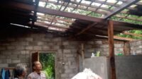 Hujan Deras Disertai Angin Puting Beliung Landa Desa di Tulungagung, Kerugian Puluhan Juta Rupiah