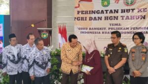 HUT PGRI ke 77, Ini Pesan Walikota Prabumulih