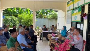 Kapolres Prabumulih Ngantor di Sindur, Lurah Zainab: Polres dan Polsek Makin Dekat dengan Masyarakat