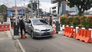 Pasca Bom Bunuh Diri di Polsek Astana Anyar, Penjagaan Mapolda Sumsel Diperketat