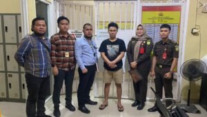 Penyidik Kepolisian Limpahkan Berkas Perkara dan Tersangka Ilegal Access ke Kejati Sumsel