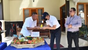 Wakil Bupati Tulungagung Merasa Tersanjung, Kapolres Eko Hartanto Bawa Kado Spesial, Ada Apa?