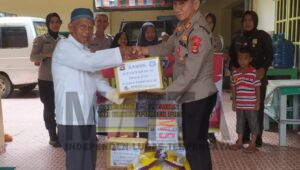 Hari Jadi Satpam ke 42, Kolaborasi Satbinmas Polres Prabumulih di Jumat Berbagi