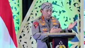Dukung Sepak Bola Indonesia, Kapolri Pastikan Pengamanan Liga 1 Maksimal